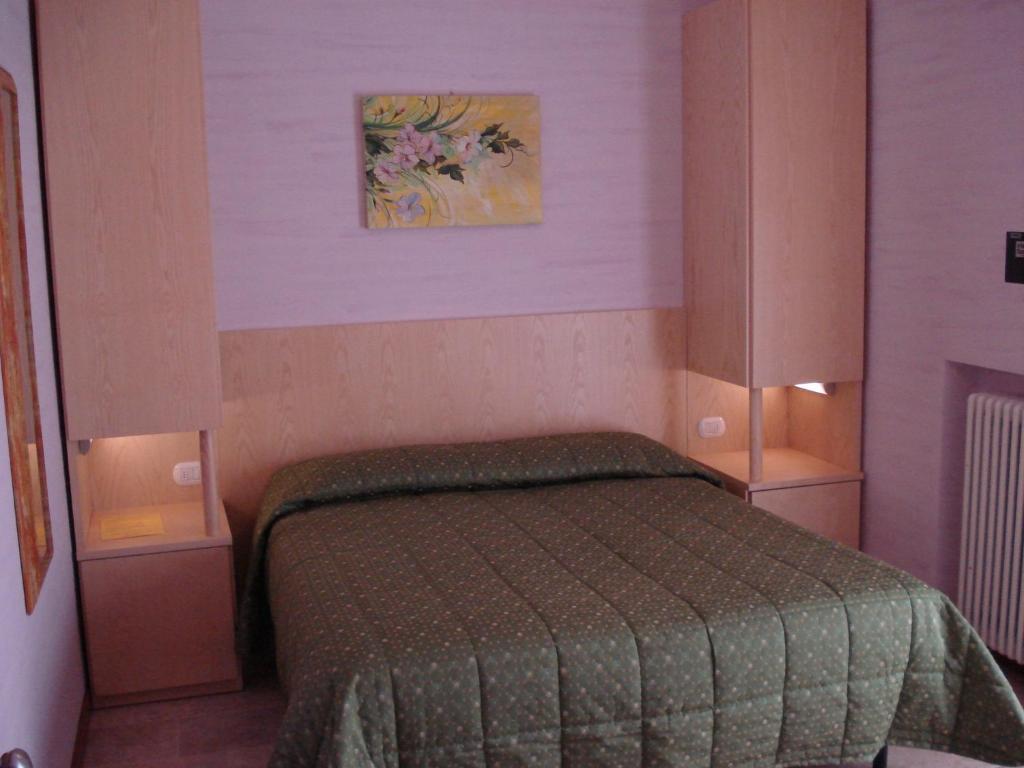 Hotel Fiordaliso Sirmione Room photo